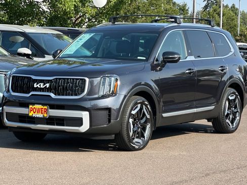Used 2025 Kia Telluride EX AWD/4WD image 8