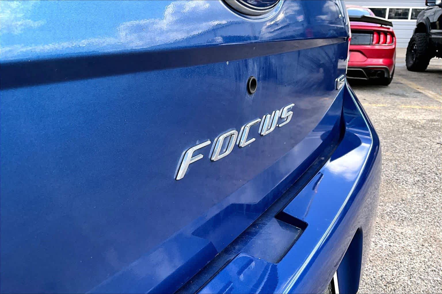 Used 2009 Ford Focus SES FWD image 9