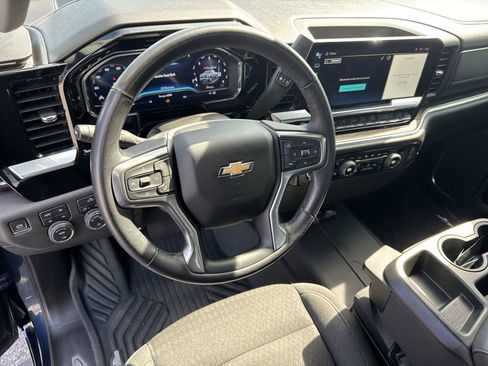Used 2022 Chevrolet Silverado 1500 LT image 18