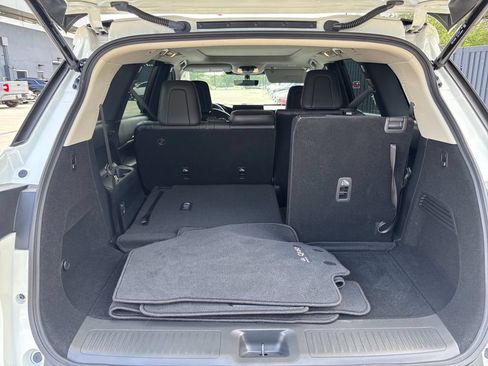 Used 2025 INFINITI QX60 Pure FWD image 16
