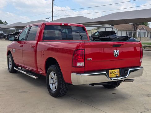 Used 2019 RAM 1500 Classic SLT RWD image 5