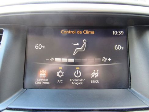 Used 2020 Nissan Pathfinder SV image 44