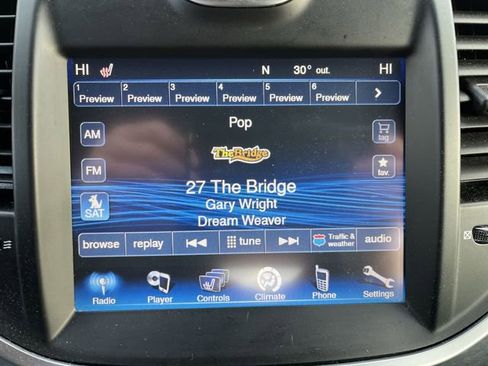 Used 2014 Chrysler 300 AWD w/ Driver Convenience Group image 14