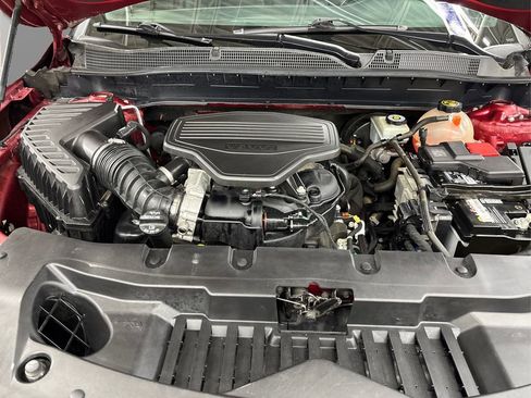 Used 2019 Chevrolet Blazer LT w/ Sun and Wheels Package image 13