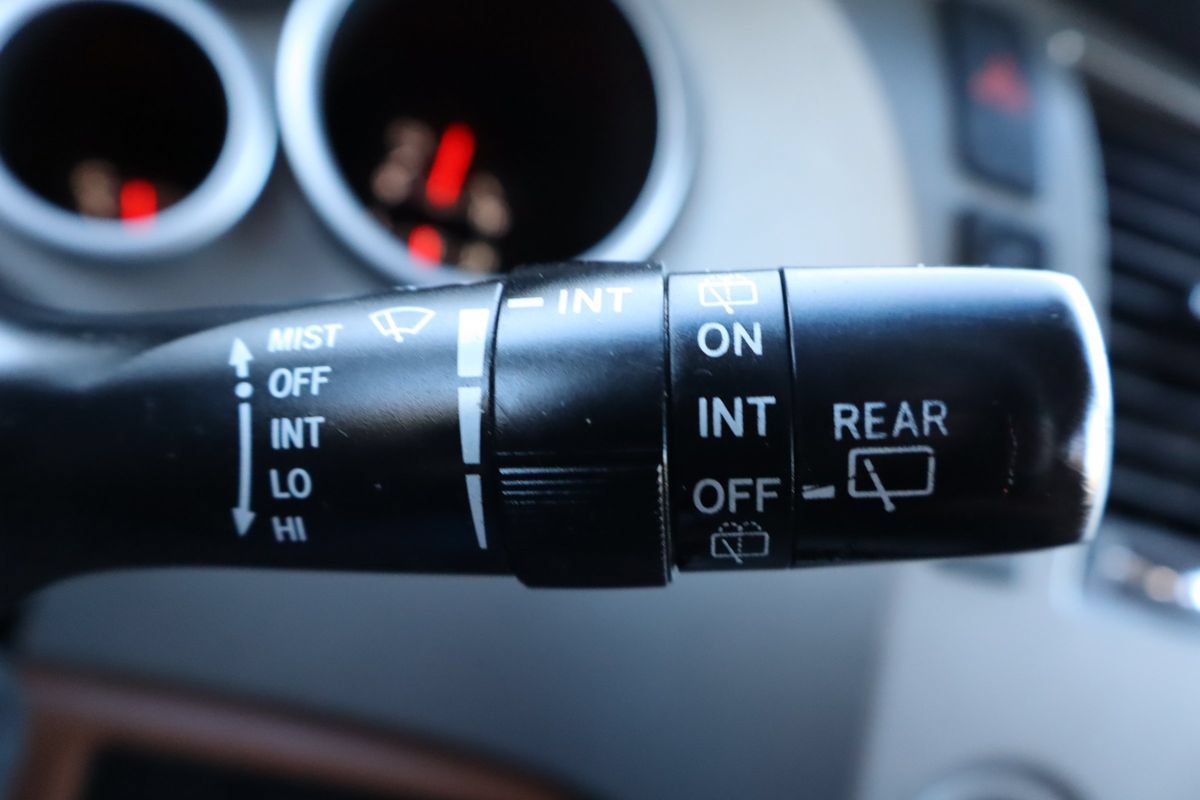 Used 2013 Toyota Sequoia Platinum AWD/4WD image 35
