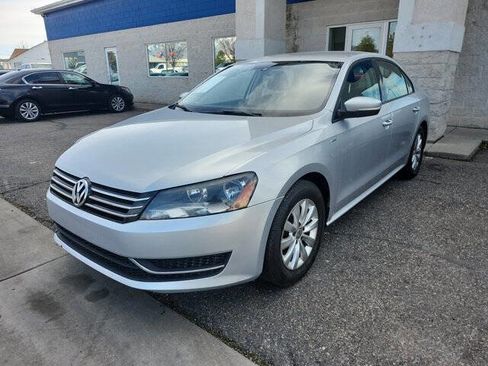 Used 2015 Volkswagen Passat 1.8T Wolfsburg Edition image 3