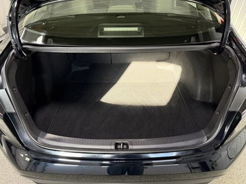 Used 2024 Toyota Corolla LE image 9