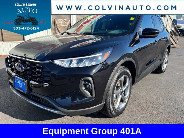 Used 2025 Ford Escape ST-Line Select AWD/4WD image 2
