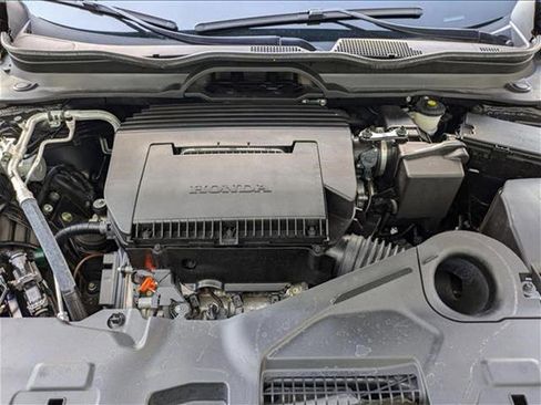 Used 2024 Honda Pilot Sport image 25