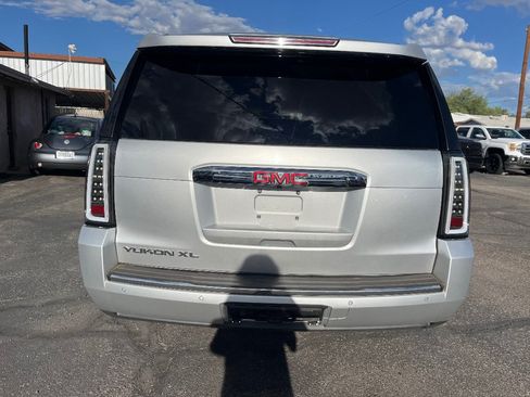 Used 2017 GMC Yukon XL Denali w/ Open Road Package RWD image 4