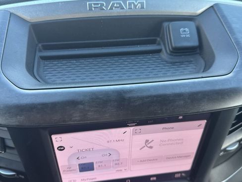 Used 2024 RAM 2500 Big Horn w/ Bed Utility Group image 19