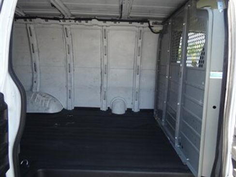Used 2021 Chevrolet Express 2500 w/ Driver Convenience Package RWD image 44