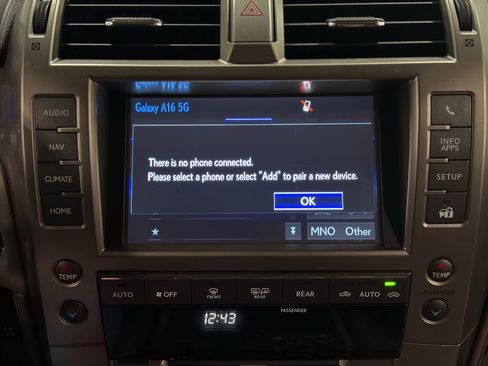 Used 2016 Lexus GX 460 w/ Premium Package image 25