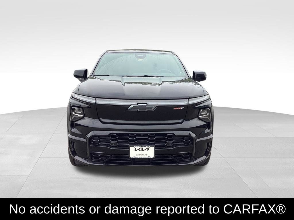 Used 2024 Chevrolet Silverado EV RST AWD/4WD image 2
