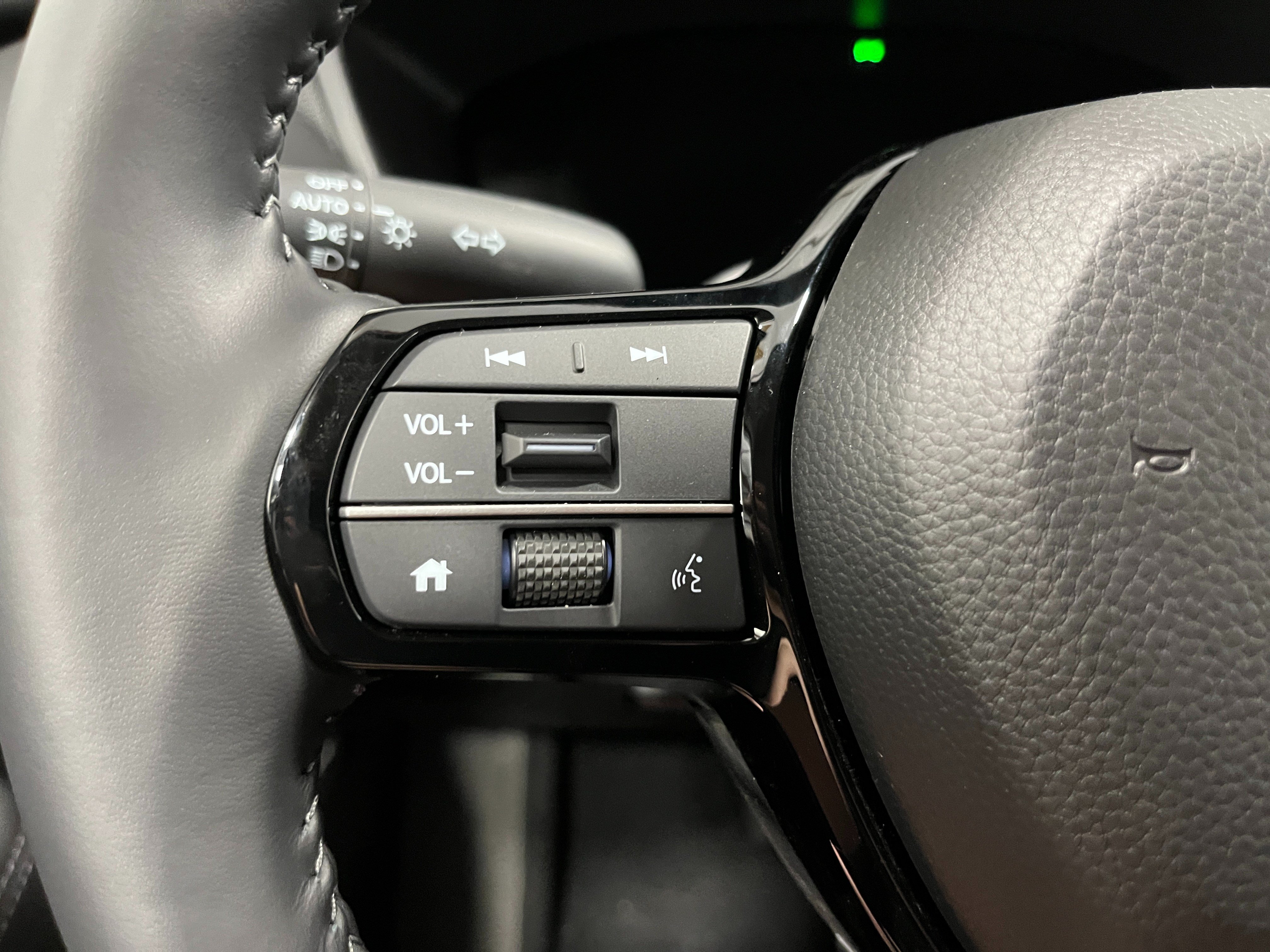 New 2027 Honda HR-V EX-L image 17