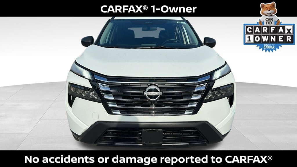 Certified 2025 Nissan Rogue S AWD/4WD image 2