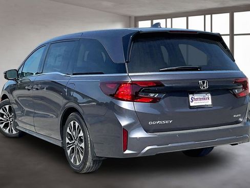 New 2026 Honda Odyssey Elite image 3