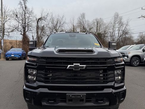 Used 2025 Chevrolet Silverado 2500 Custom w/ Custom Value Package image 22