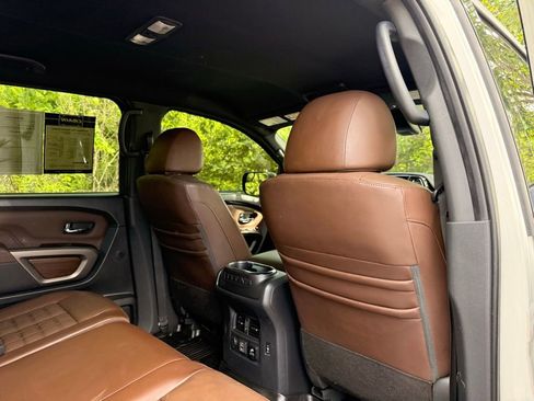 Used 2020 Nissan Titan Platinum Reserve w/ Protection Package 2 AWD/4WD image 33