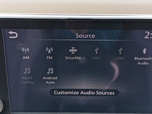 Used 2023 Nissan Rogue SV image 30