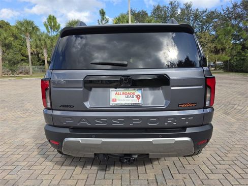 Used 2026 Honda Passport TrailSport image 10