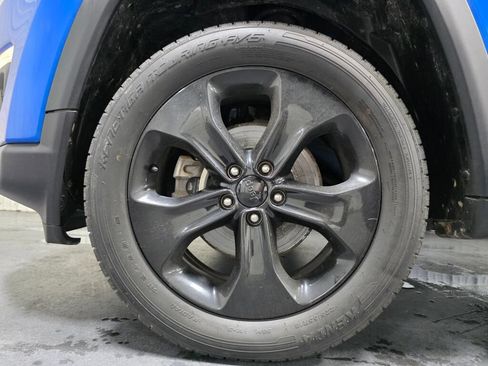 Used 2020 Jeep Compass Latitude AWD/4WD image 5