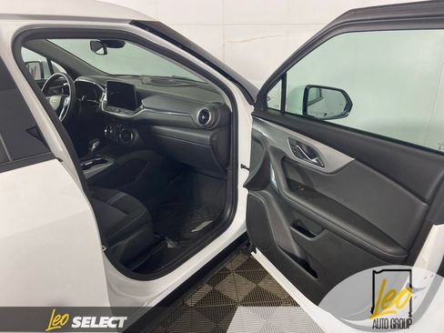 Used 2024 Chevrolet Blazer LT w/ Convenience Package AWD/4WD image 18