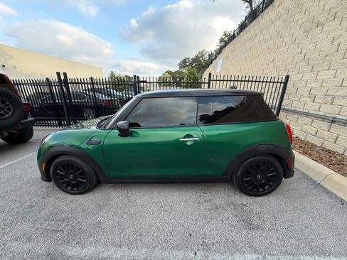 Used 2024 MINI Cooper 2-Door Hardtop FWD image 2