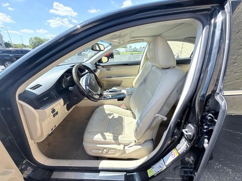 Used 2015 Lexus ES 350 w/ Luxury Package FWD image 10