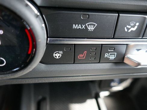 New 2025 Ford Bronco Badlands image 19