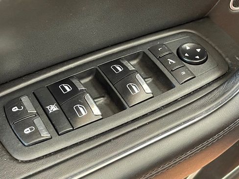 Used 2022 Maserati Levante GT AWD/4WD image 17