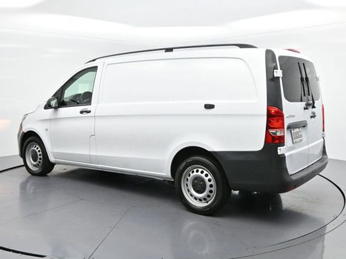Used 2016 Mercedes-Benz Metris image 5