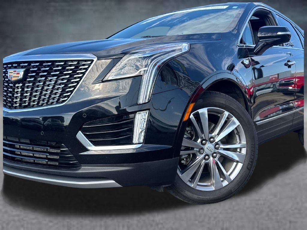 Used 2023 Cadillac XT5 Premium Luxury w/ LPO, Floor Liner Package AWD/4WD image 2