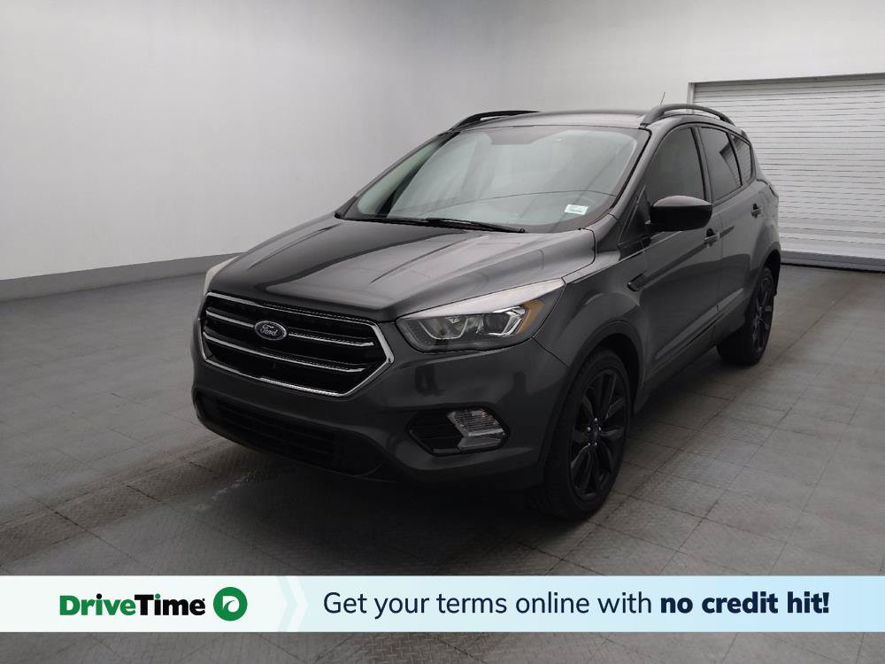 Used 2017 Ford Escape SE w/ SE Sport Appearance Package FWD image 1