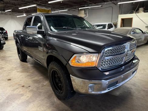 Used 2018 RAM 1500 Laramie w/ Convenience Group image 7