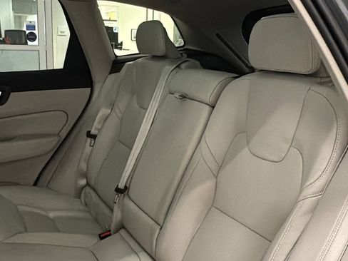 New 2026 Volvo XC60 B5 Ultra w/ Climate Package AWD/4WD image 26