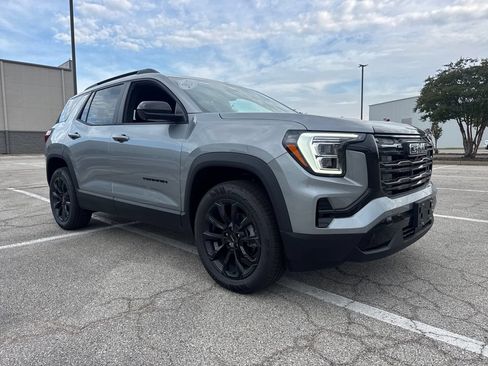 New 2027 GMC Terrain Elevation w/ Elevation Premium Package AWD/4WD image 8