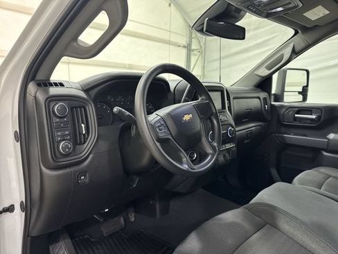 Certified 2025 Chevrolet Silverado 2500 Custom w/ Custom Value Package AWD/4WD image 10