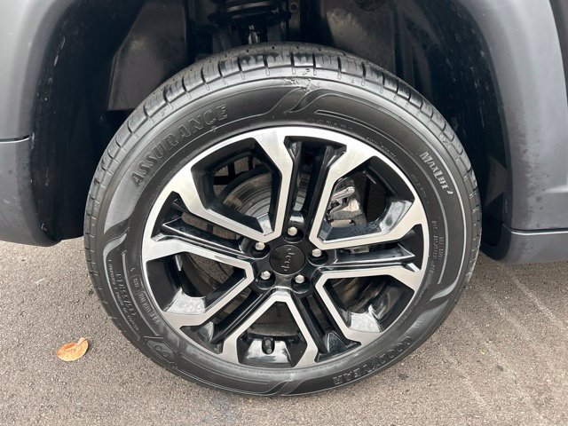Used 2024 Jeep Compass Limited AWD/4WD image 11