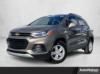 Used 2021 Chevrolet Trax LT w/ Driver Confidence Package video 1