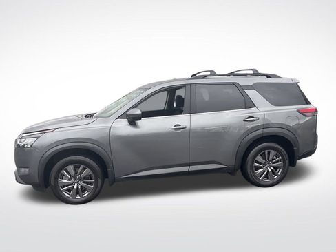 Used 2022 Nissan Pathfinder SV AWD/4WD image 4