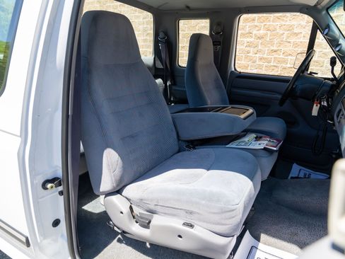 Used 1997 Ford F250 4x4 SuperCab Heavy Duty image 28