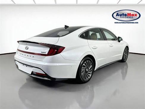 Used 2022 Hyundai Sonata Limited w/ Cargo Package image 2