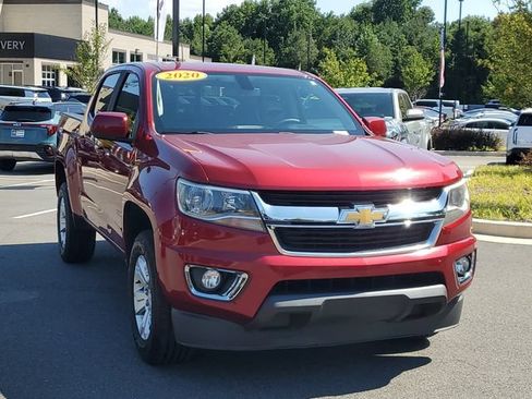 Used 2020 Chevrolet Colorado LT w/ LT Convenience Package RWD image 3