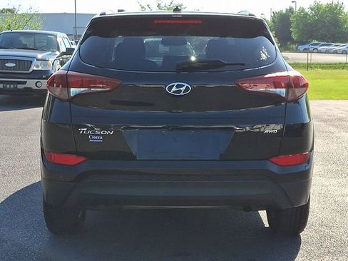 Used 2017 Hyundai Tucson SE AWD/4WD image 8
