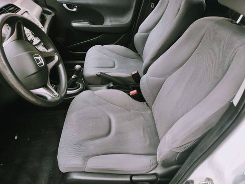 Used 2009 Honda Fit image 5