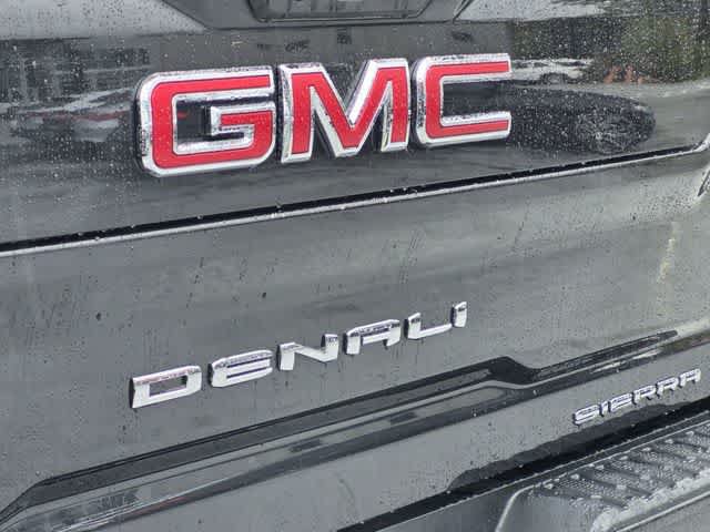 Used 2020 GMC Sierra 3500 Denali w/ Technology Package AWD/4WD image 13
