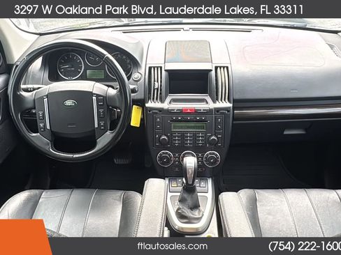 Used 2011 Land Rover LR2 HSE AWD/4WD image 33