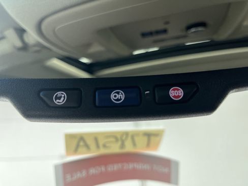 Used 2017 GMC Yukon SLT w/ Open Road Package image 31