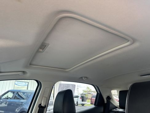 Used 2019 Ford EcoSport Titanium image 4